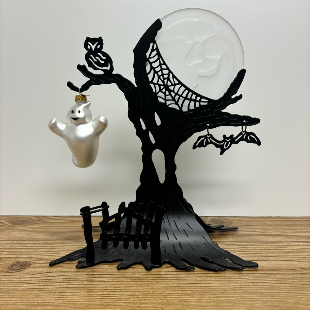PartyLite Halloween Black Metal Votive With Ghost Charm